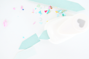 DIY mini confetti jars by sugar and cloth