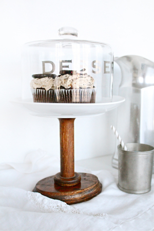 DIY cake stand from a vintage spool