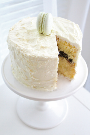 cream cheese and dark chocolate frosted cake recipe