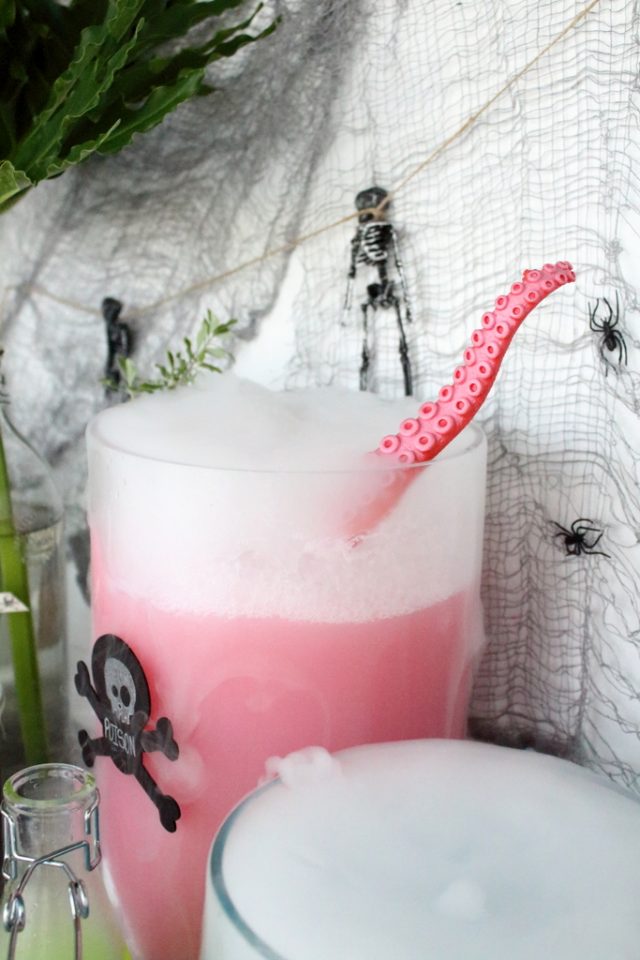 DIY creepy animal ladle for halloween by sugar and cloth