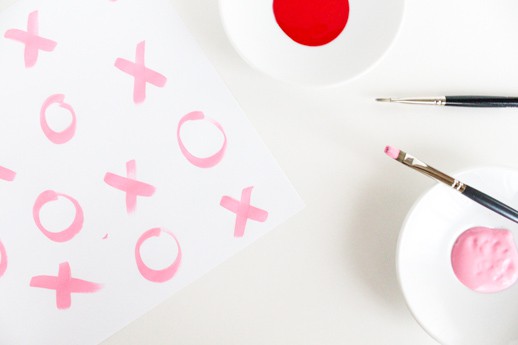 DIY xoxo gift wrap