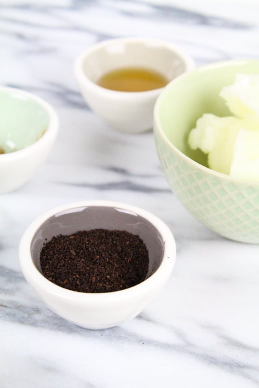 DIY Cinnamon Coffee Sugar Scrub Recipe - Sugar & Cloth - Houston Blogger - Beauty