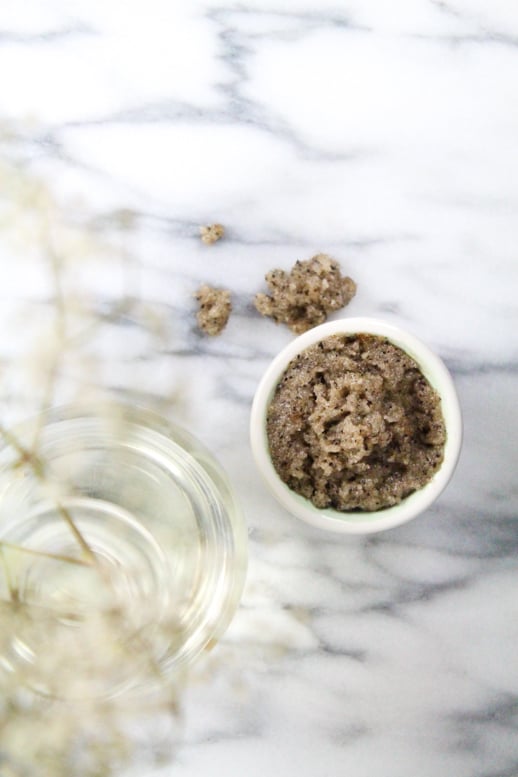 DIY Cinnamon Coffee Sugar Scrub Recipe - Sugar & Cloth - Houston Blogger - Beauty