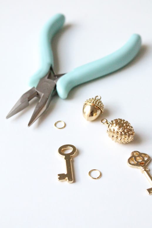 DIY Golden Charm Necklace - Sugar & Cloth - Houston Blogger - DIY