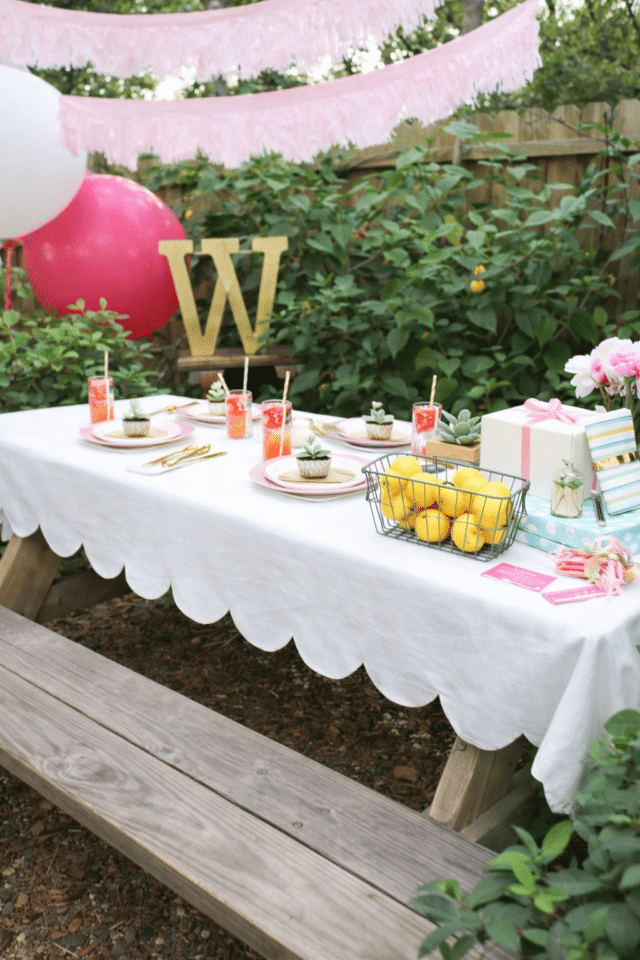 No Sew DIY Scalloped TableCloth