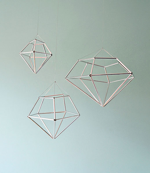 DIY hanging diamond decor from contributor kathleen