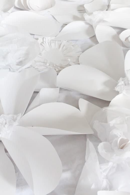 DIY Paper Flower Backdrop - Sugar & Cloth - Houston Blogger - Wedding - Backdrop Ideas