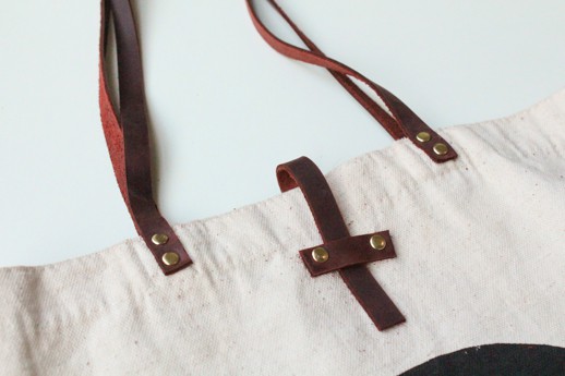 DIY Revamp Any Bag with Leather Straps - Sugar & Cloth - Houston Bloggers - DIY Accessory