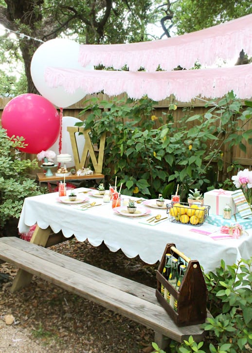 How To Make DIY Scalloped Tablecloth