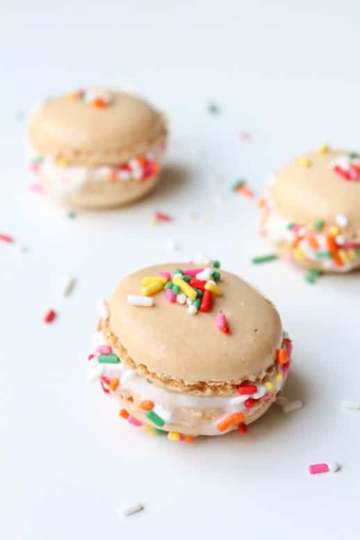 Mini Macaroon Ice Cream Sandwiches Recipe