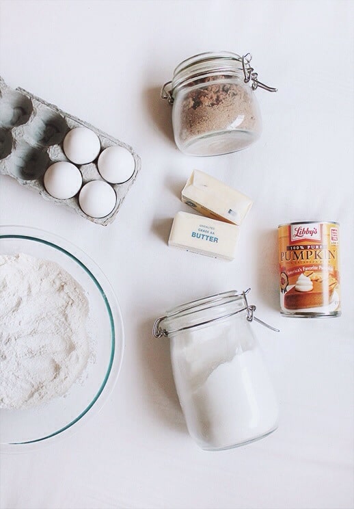 Pumpkin crumb cake - Sugar & Cloth - Recipe - Houston Blogger - Holiday