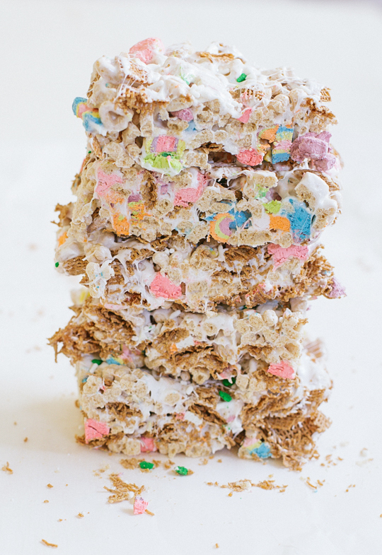 recipe for simple st. patricks day treats - cereal bars