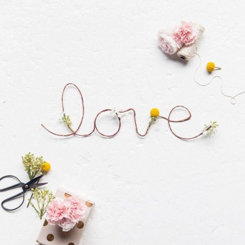 DIY Fresh Flower Love Sign - Sugar and Cloth