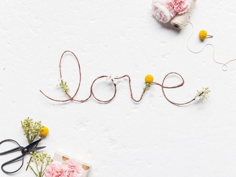 DIY Fresh Flower Love Sign - Sugar and Cloth