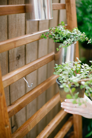 photo of how to attach planters to a wooden planter