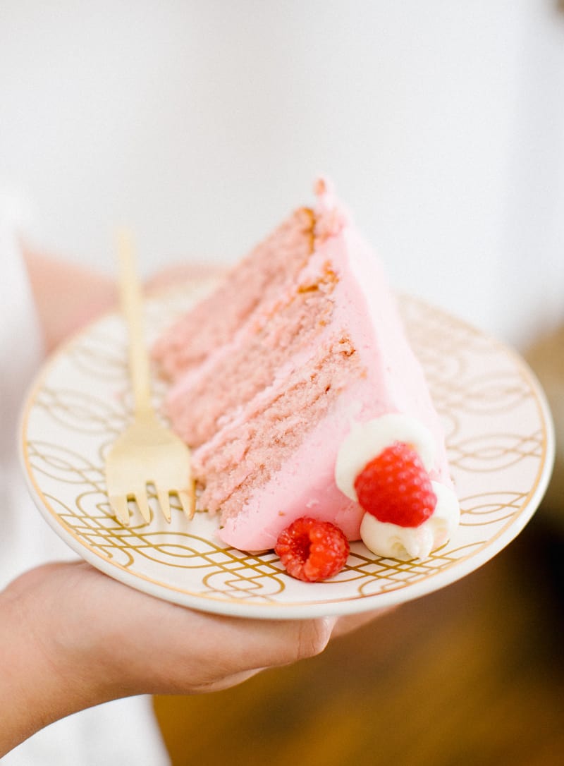 cute as a button raspberry cake recipe | sugarandcloth.com