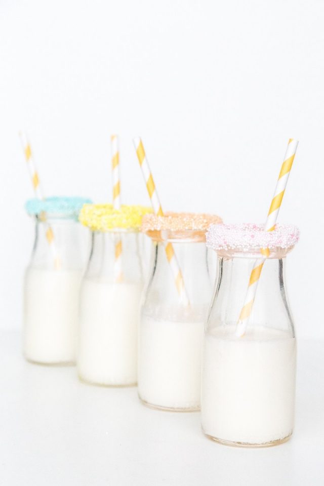 DIY Speckled Eggs & Glasses - How to Rim a Glass With Sprinkles