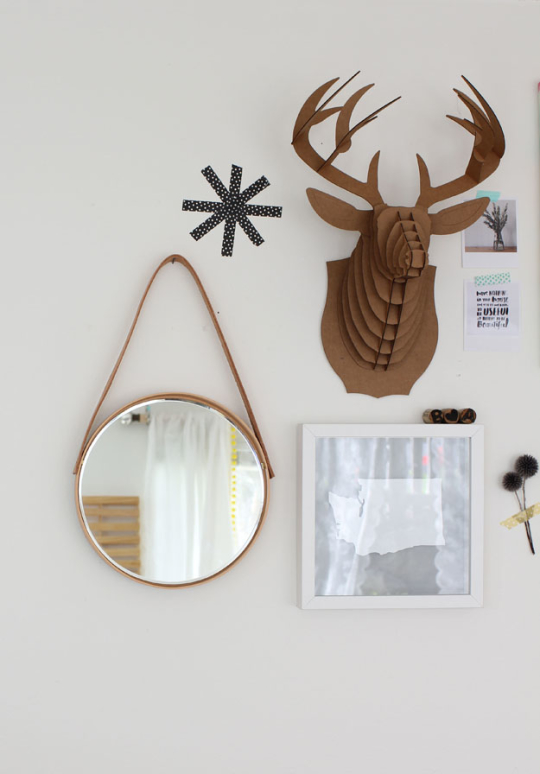 DIY hanging mirror | sugarandcloth.com