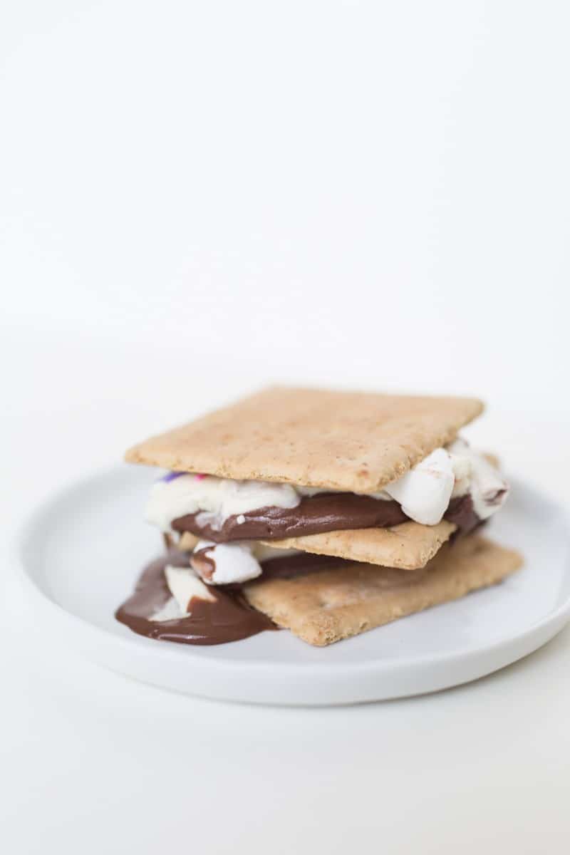 s'mores bark recipe | sugarandcloth.com