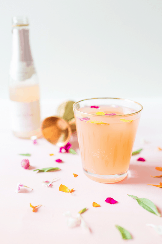 rose cocktail with floral sprinkles | sugarandcloth.com