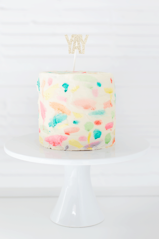 DIY Abstract watercolor painted cake | sugarandcloth.com