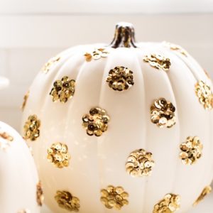 DIY sequined polka dot pumpkin | sugarandcloth.com