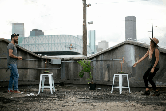 DIY copper washers tailgating yard game | sugarandcloth.com