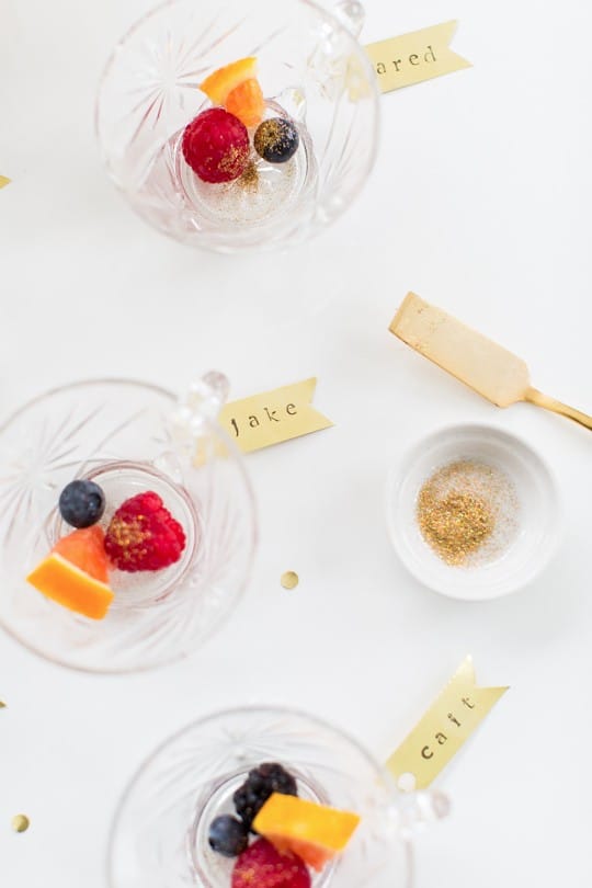 Mixed berry punch recipe and brass drink tag DIY | sugarandcloth.com