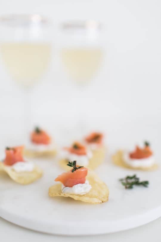 5 Minute hors d'oeuvres with potato chips | sugarandcloth.com