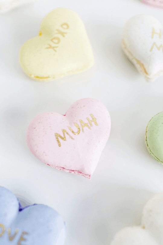 DIY conversation heart macarons | sugar & cloth