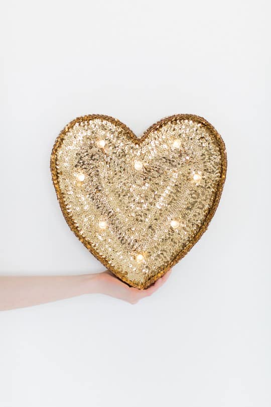 DIY sequin marquee heart sugarandcloth.com