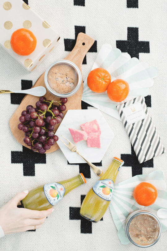 couple date day idea with biking and a picnic | sugar and cloth