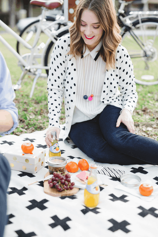 couple date day idea with biking and a picnic | sugar and cloth