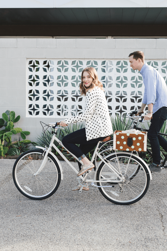 couple date day idea with biking and a picnic | sugar and cloth