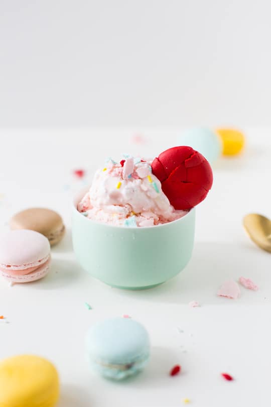 homemade macaron ice cream recipe | sugar & cloth