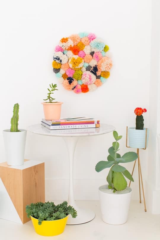 DIY pom pom wall hang | sugar & cloth