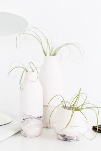How to Make an Easy DIY Marble Dipped Vase