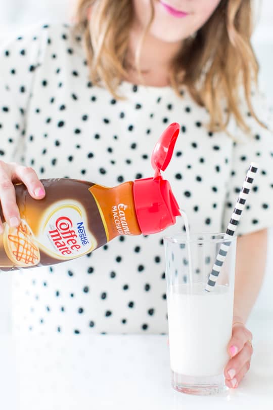 simple iced caramel macchiato recipe -- sugar & cloth