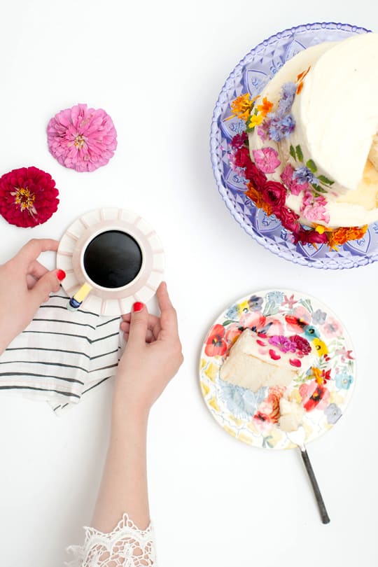 DIY abstract floral pattern cake - Sugar & Cloth