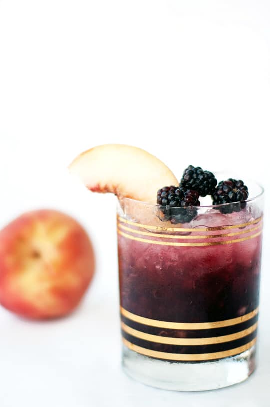 Peach and Blackberry Bramble Cocktail Recipe - Sugar and Cloth