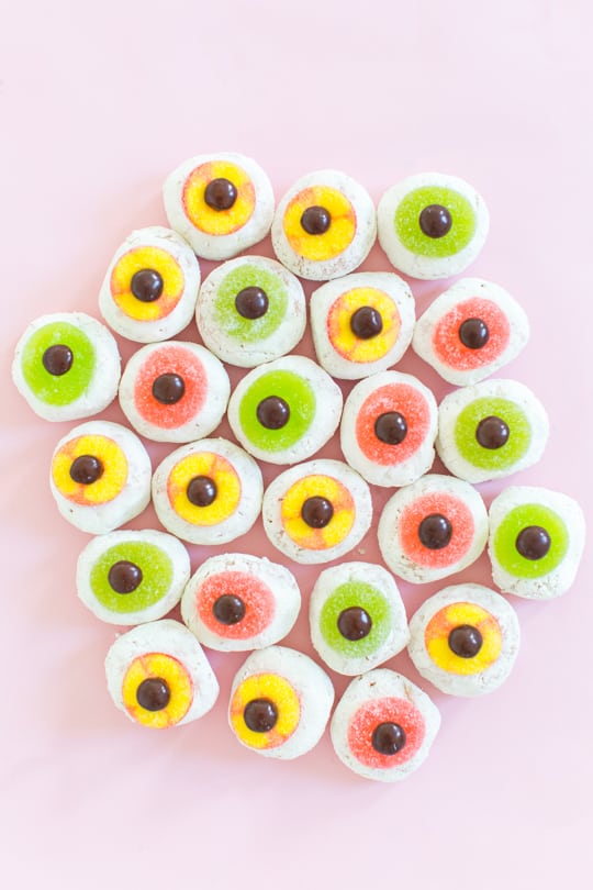 DIY Mini Monster Eyeball Donuts - sugar and cloth