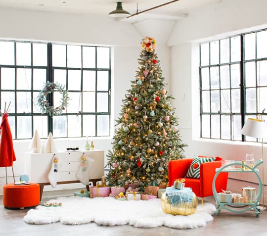 DIY tree topper & our holiday space with martha stewart! - sugar and cloth