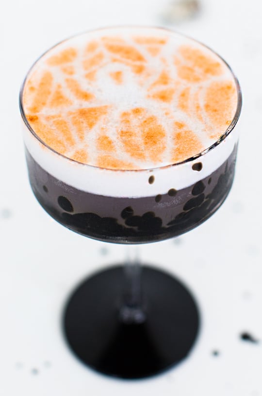 Creepy Cocktails: Spooky stencil cocktails - sugar and cloth