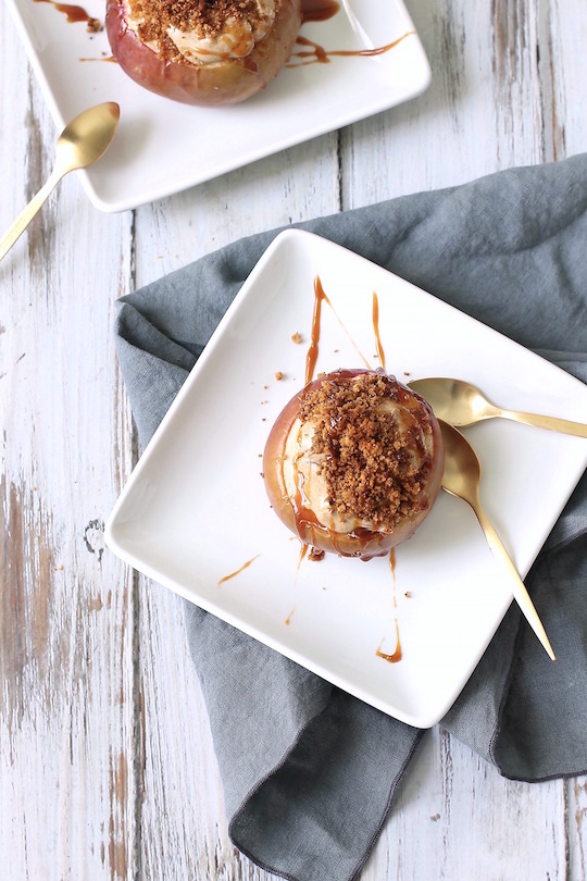 Cheesecake stuffed apples recipe - sugar and cloth