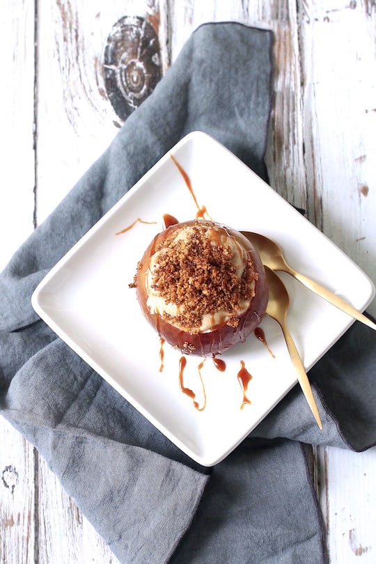 Caramel-Apple-Cheesecake-Stuffed-Baked-Apples