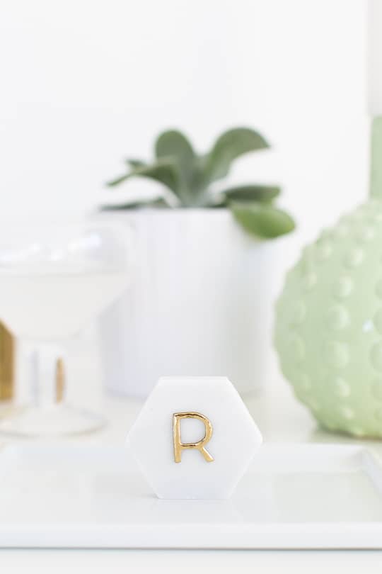 DIY Marble Hexagon Place Cards-2