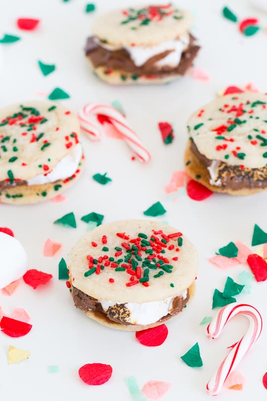 Christmas cookie smores recipe - Sugar & Cloth