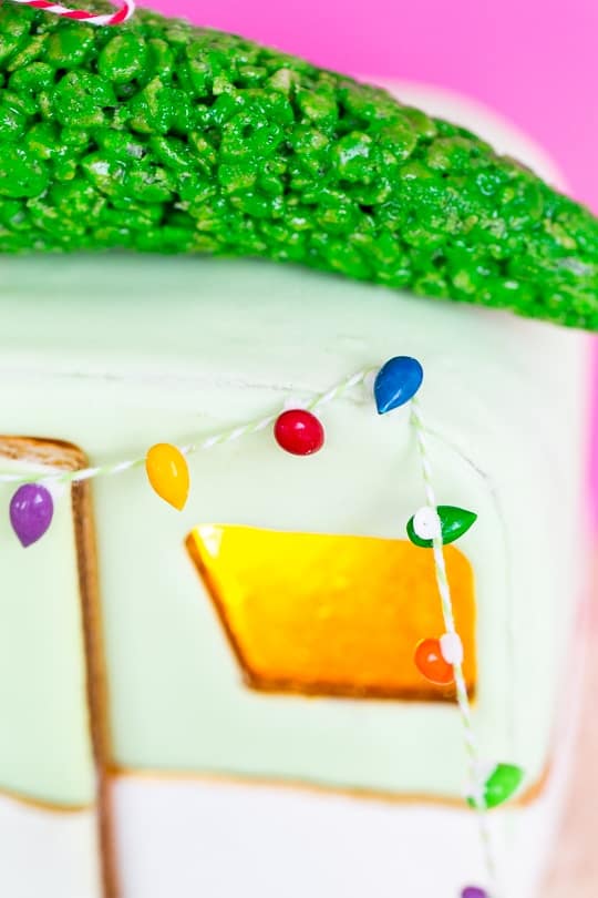 DIY retro camper gingerbread house and recipe - sugar and cloth