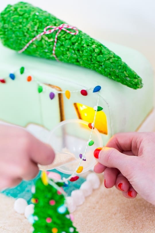 DIY retro camper gingerbread house and recipe - sugar and cloth