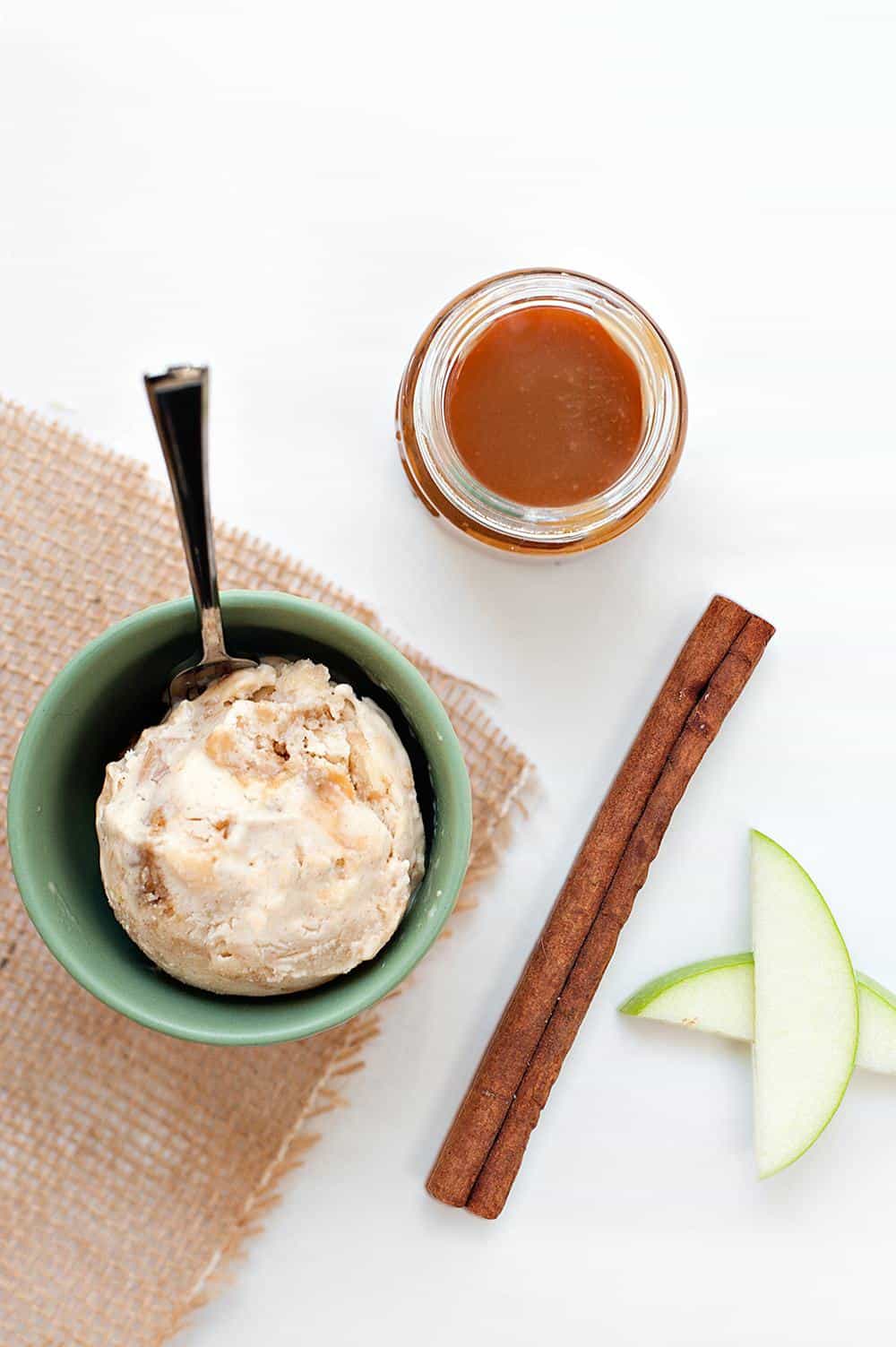 caramel apple crumble ice cream recipe - sugar and cloth